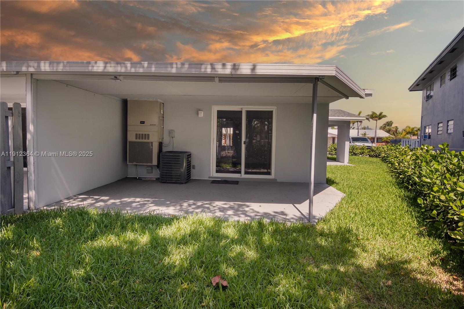 CORAL RIDGE ISLES - Residential Income