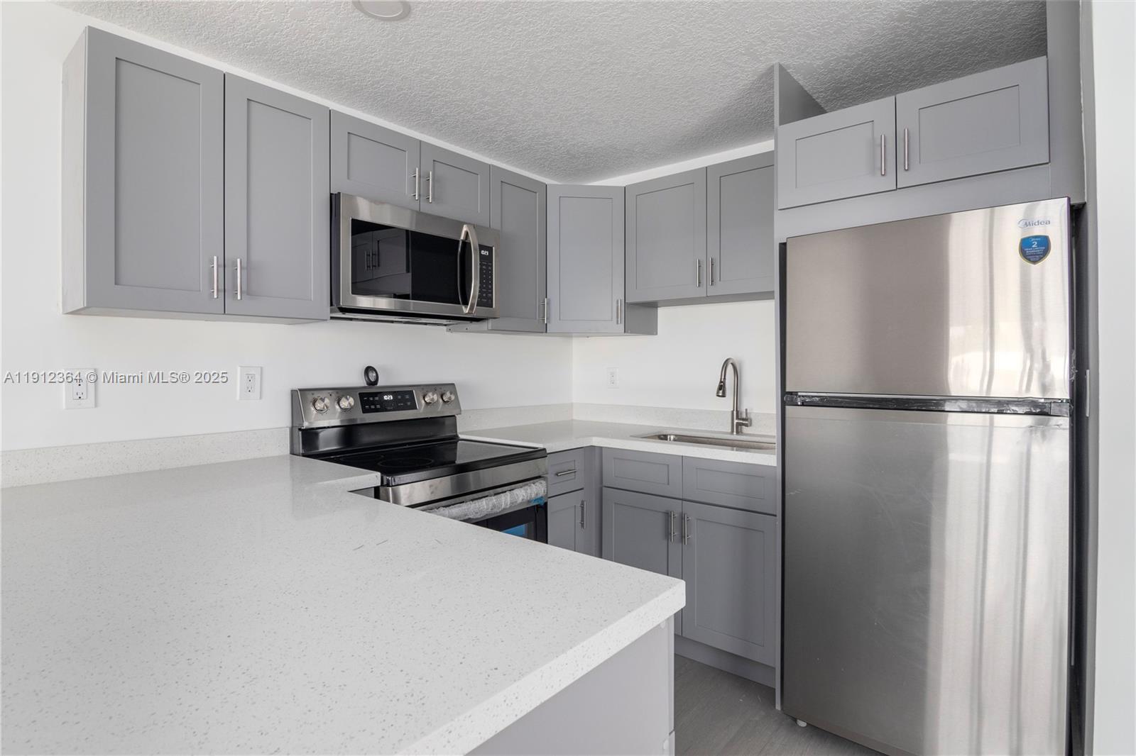 CORAL RIDGE ISLES - Residential Income