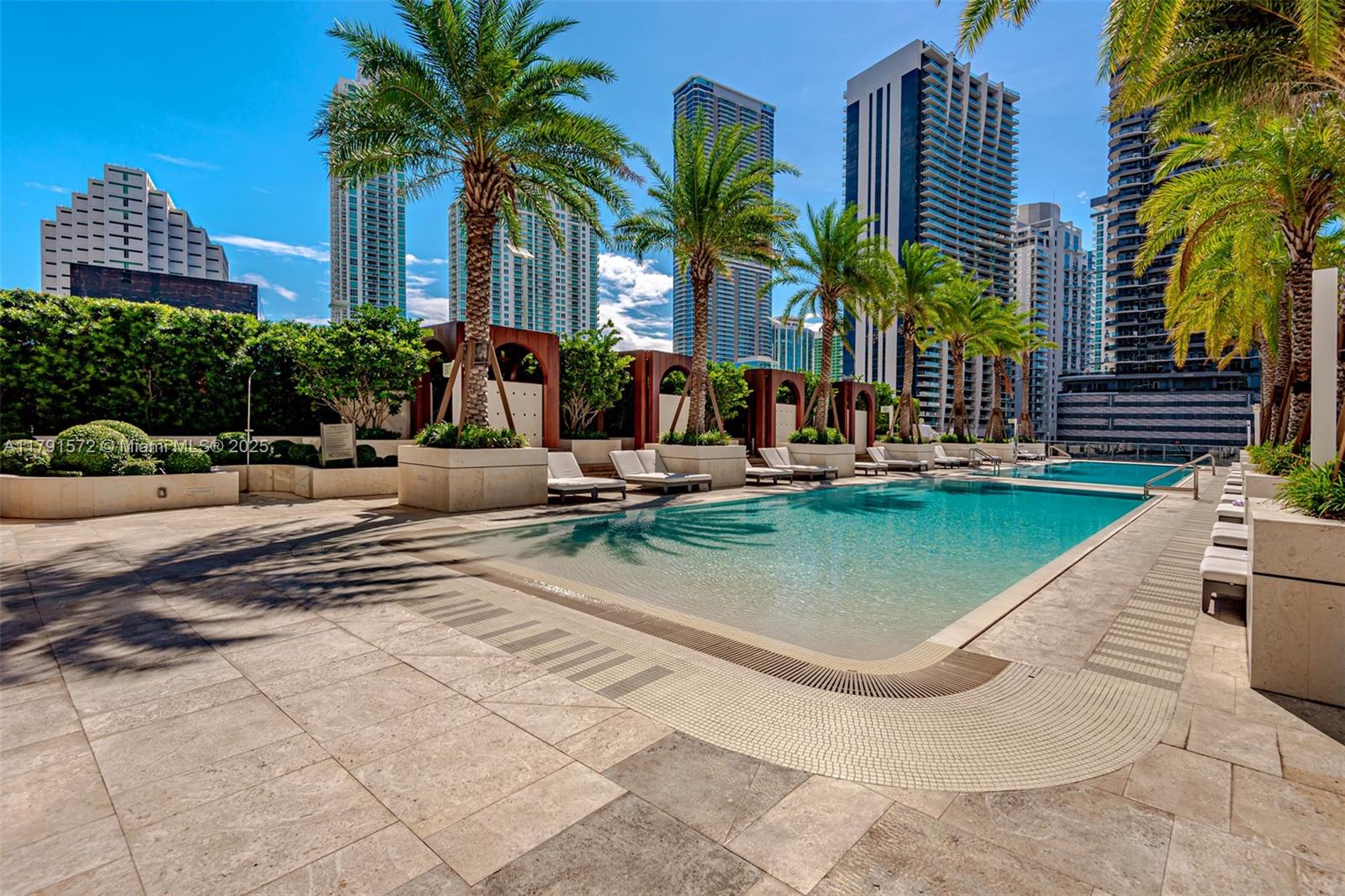 801 S Miami Ave 1207, Miami, Broward County, Florida - 1 Bedrooms  
2 Bathrooms - 
