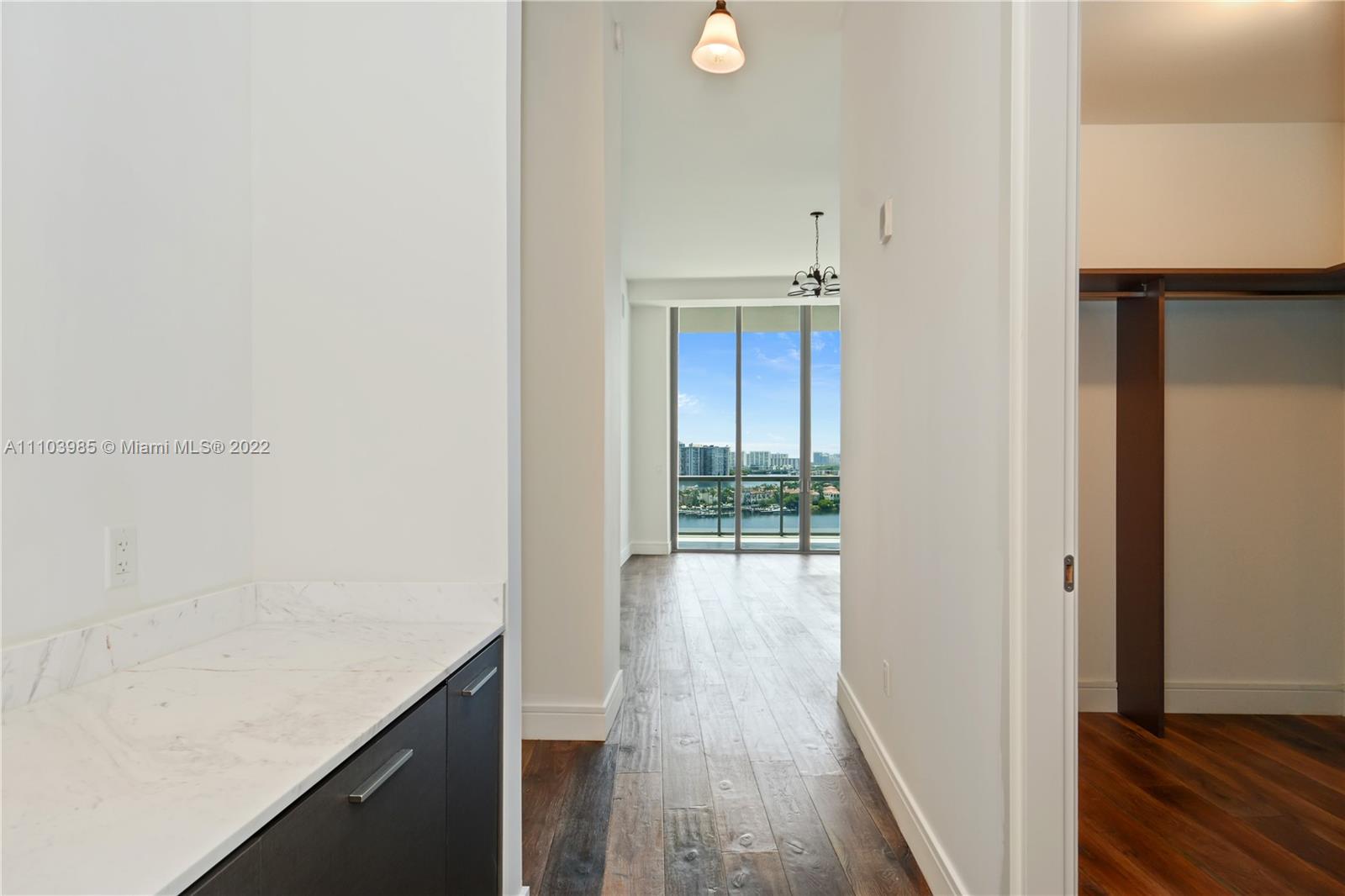 ECHO AVENTURA - Residential