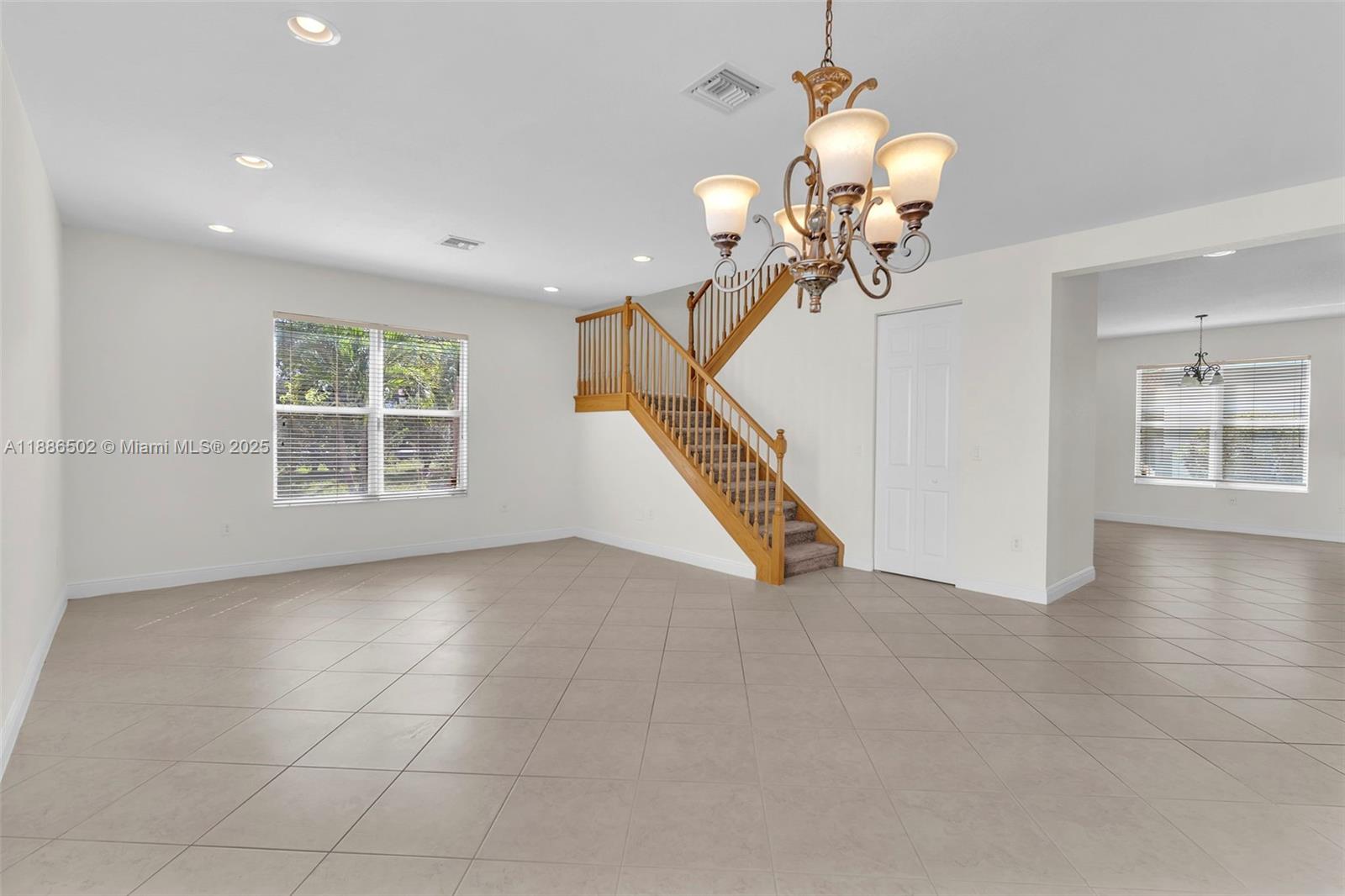 SUNSET FALLS PLAT 1 - Residential Lease