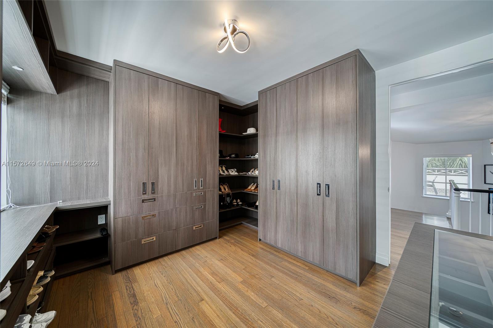 FLAMINGO TERRACE EXTENSIO - Residential