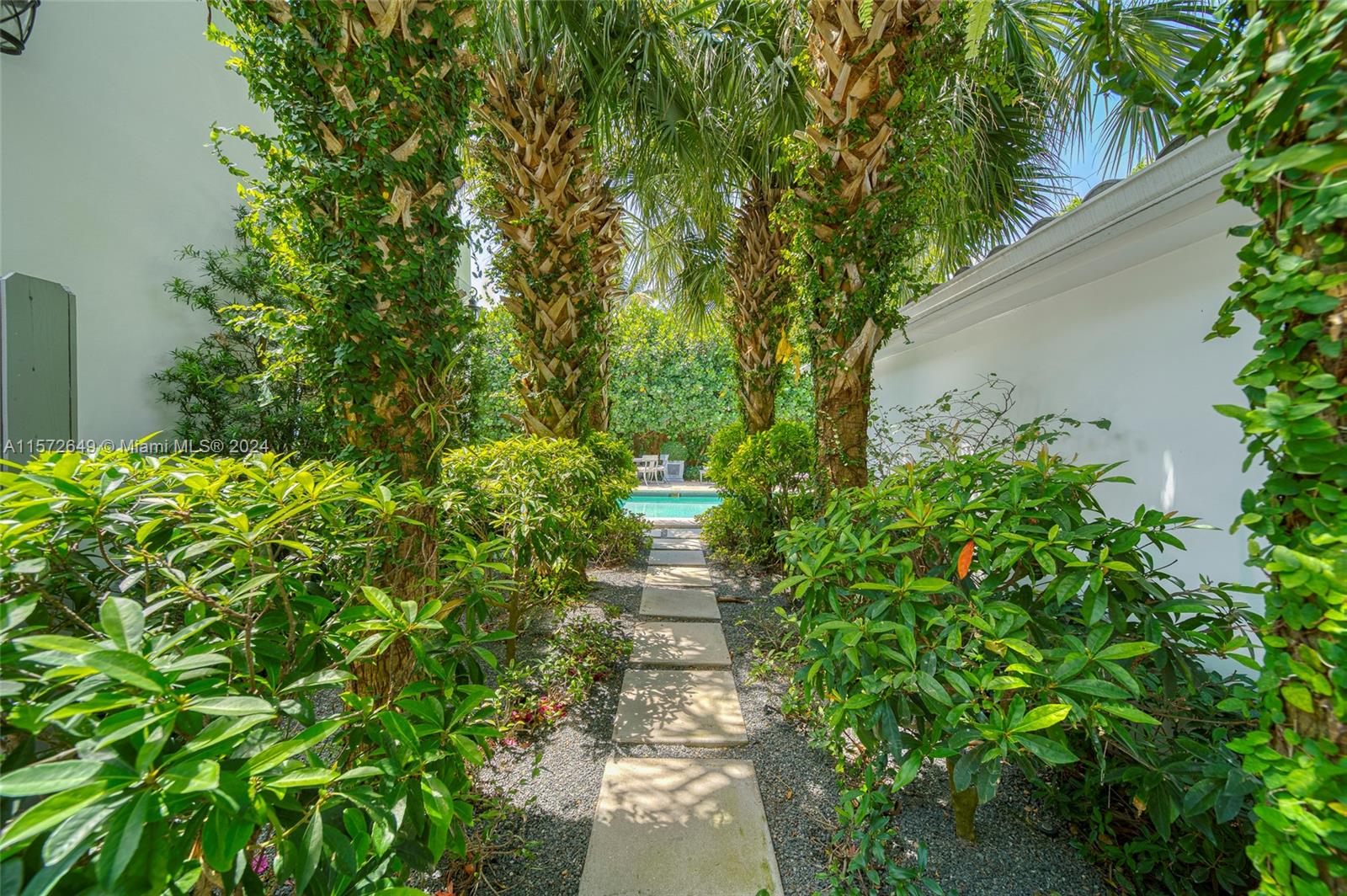 FLAMINGO TERRACE EXTENSIO - Residential