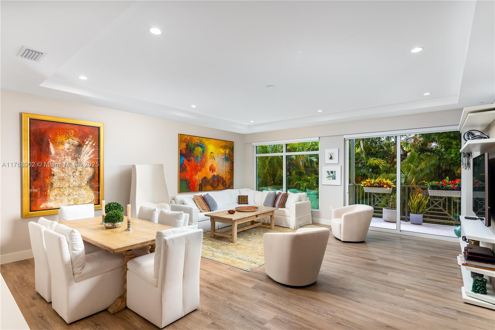 41 SW Seminole St 208, Stuart, FL, 34994/$1,249,000 3 41 SW Seminole St 208