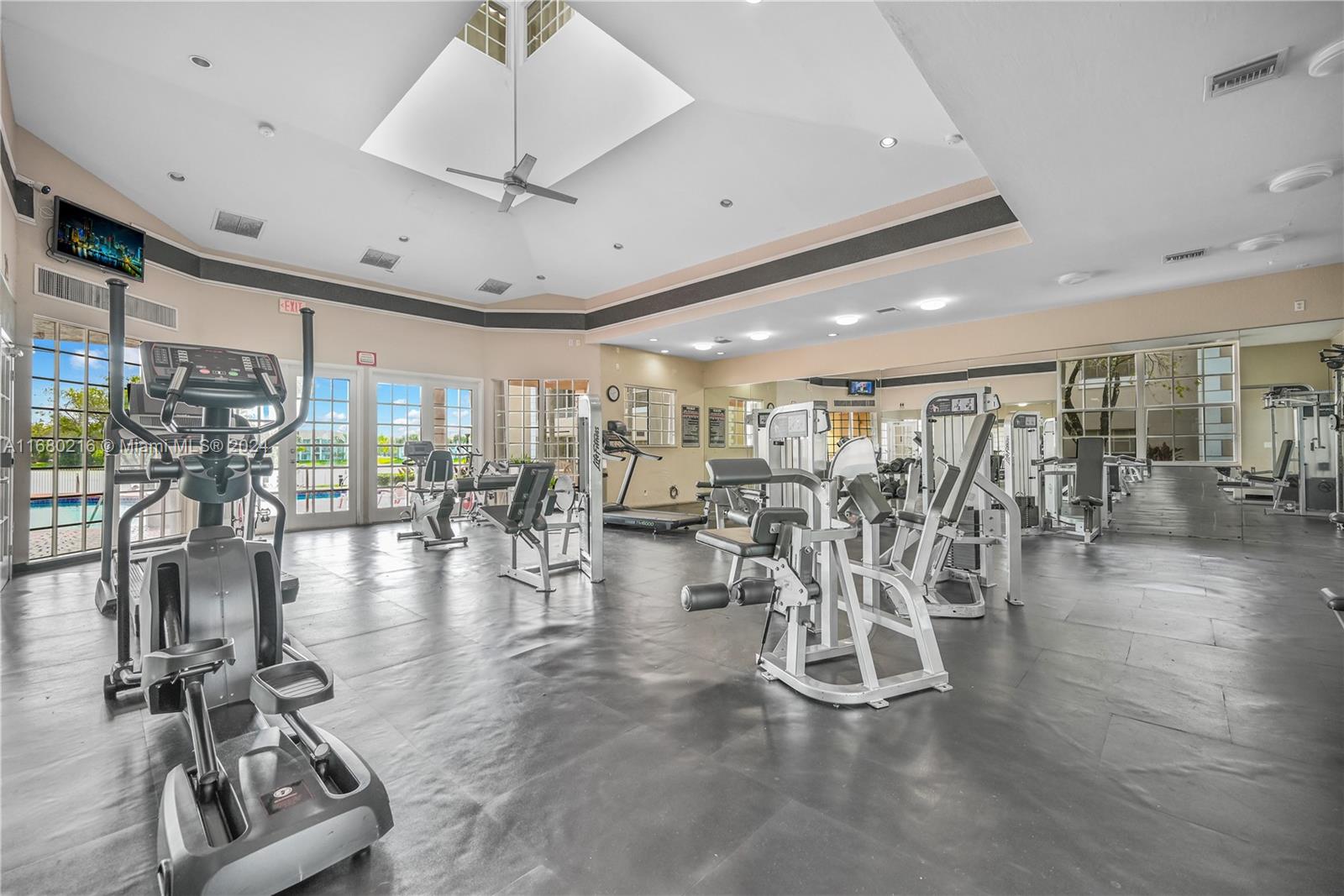 LAKEVIEW CLUB CONDO - Residential