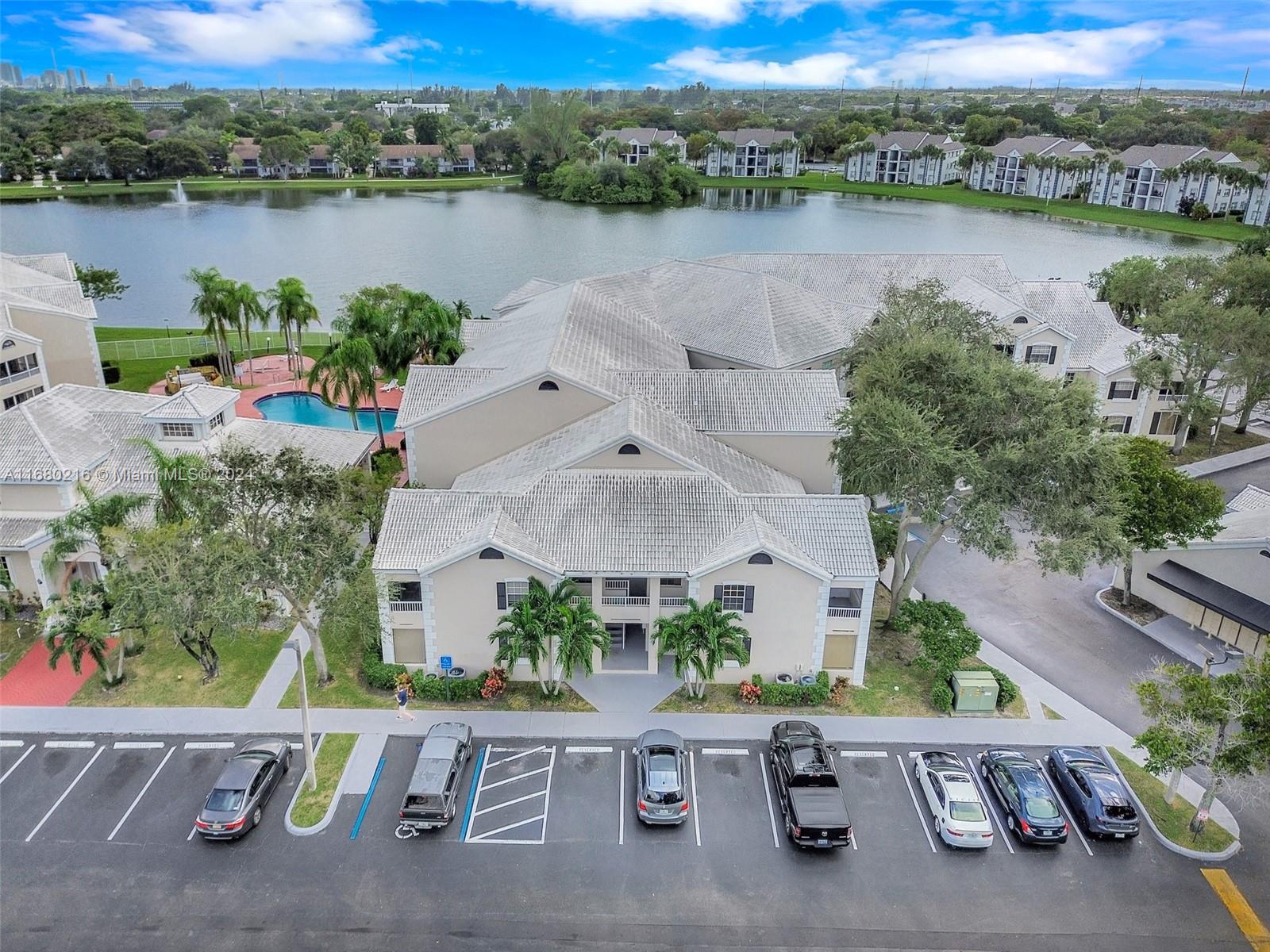 Property for Sale at 2880 N Oakland Forest Dr 102, Oakland Park, Miami-Dade County, Florida - Bedrooms: 2 
Bathrooms: 2  - $239,000