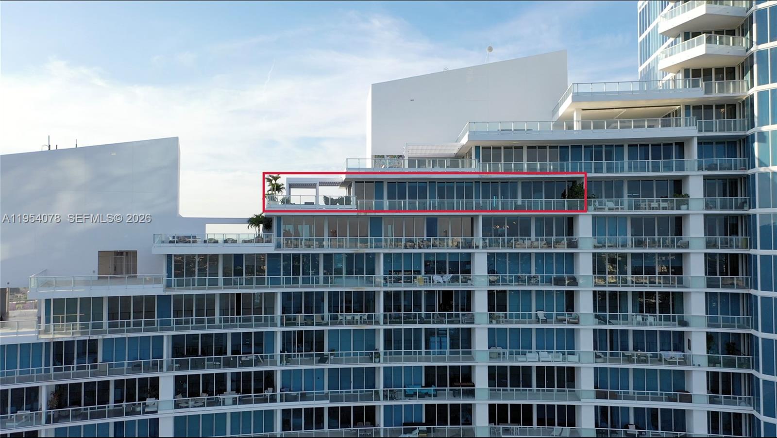 PARAMOUNT BAY CONDO - Residential