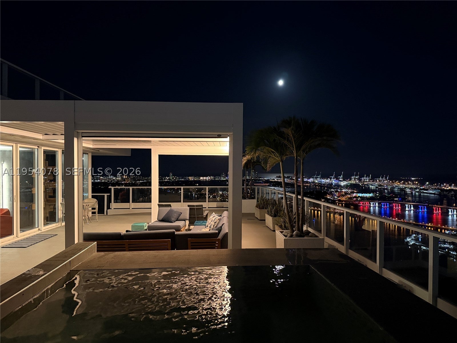 2020 N Bayshore Dr PH-4104 - Image 1