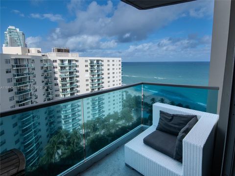 Condominium in Hollywood FL 4001 Ocean Dr 1.jpg