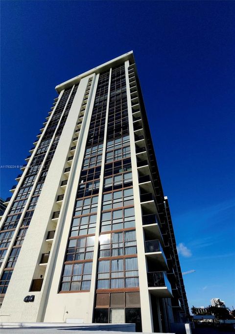 600 NE 36th St 218 Miami FL 33137