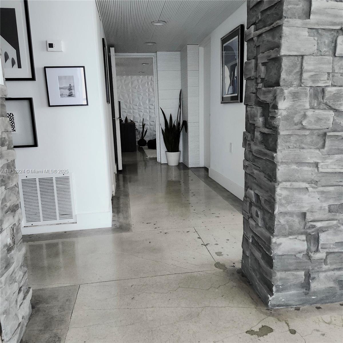 CHARTER CLUB CONDO - Residential