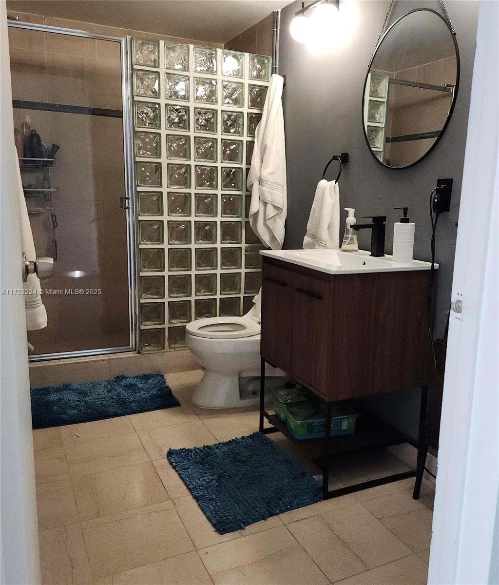 CHARTER CLUB CONDO - Residential