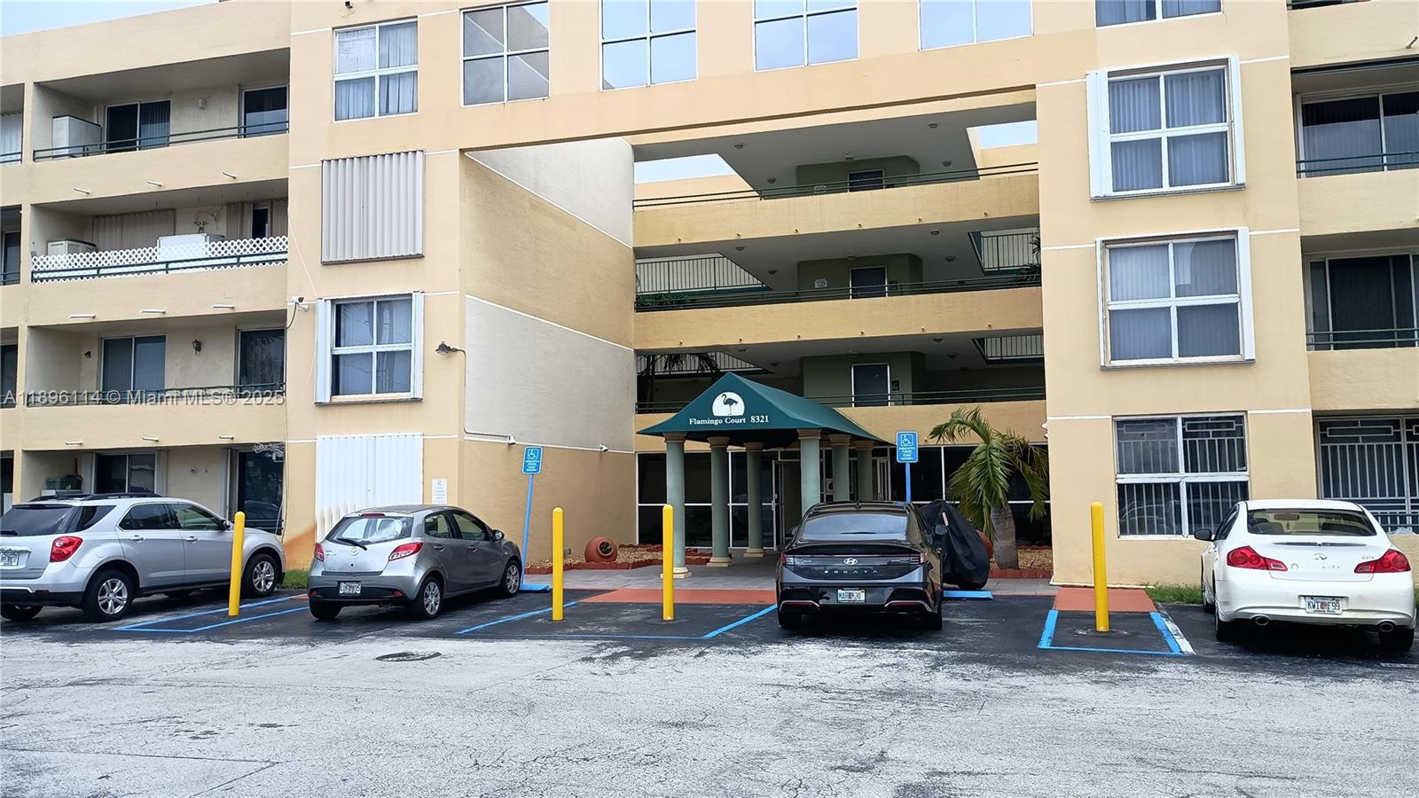 Large 2/2 freshly painted. W/D inside unit. Centrally located. Tile floor. Easy to show. Read Broker's remarks.