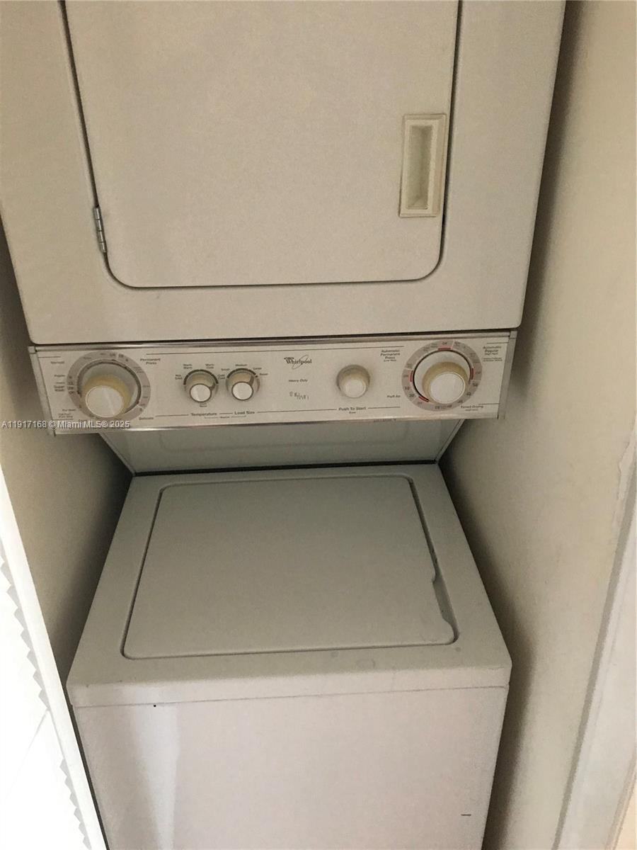 Lakeshore At University P - Residential Lease