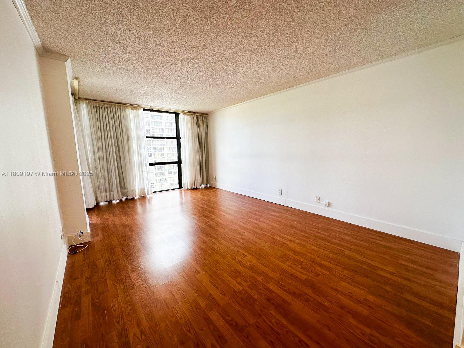 BRICKELL PLACE PHASE II C - Residential Lease