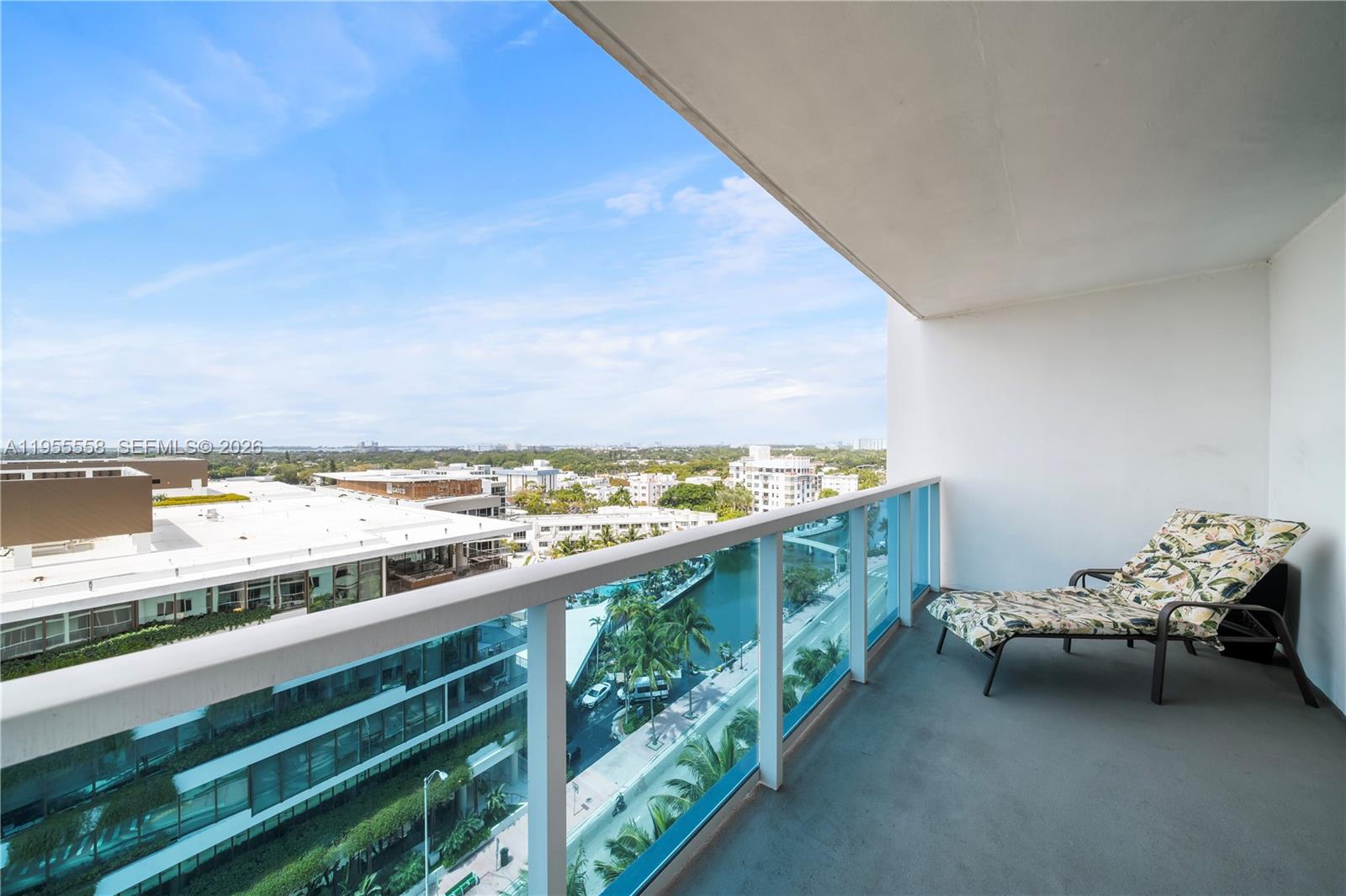 RONEY PALACE CONDO - Residential