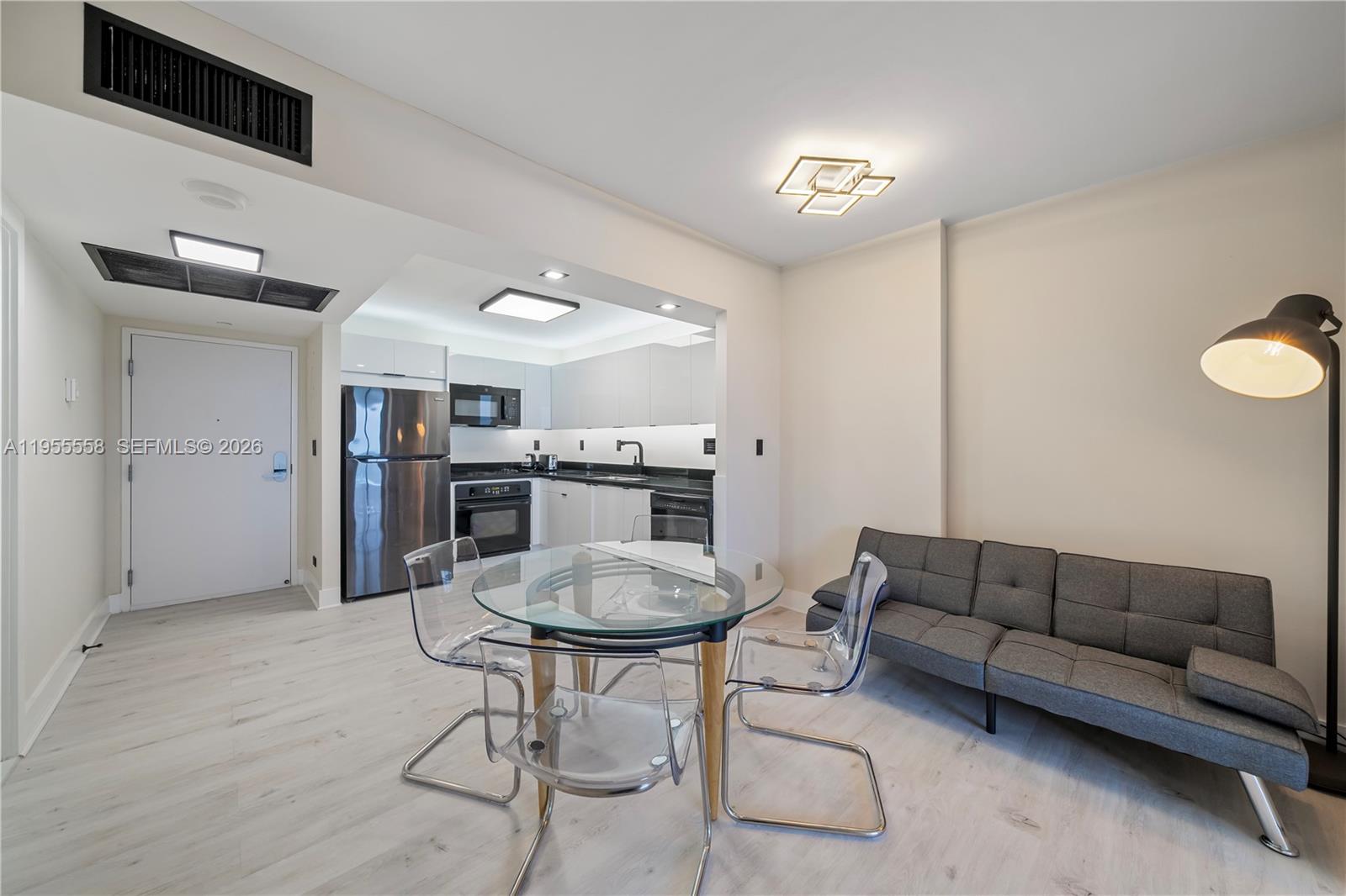 RONEY PALACE CONDO - Residential