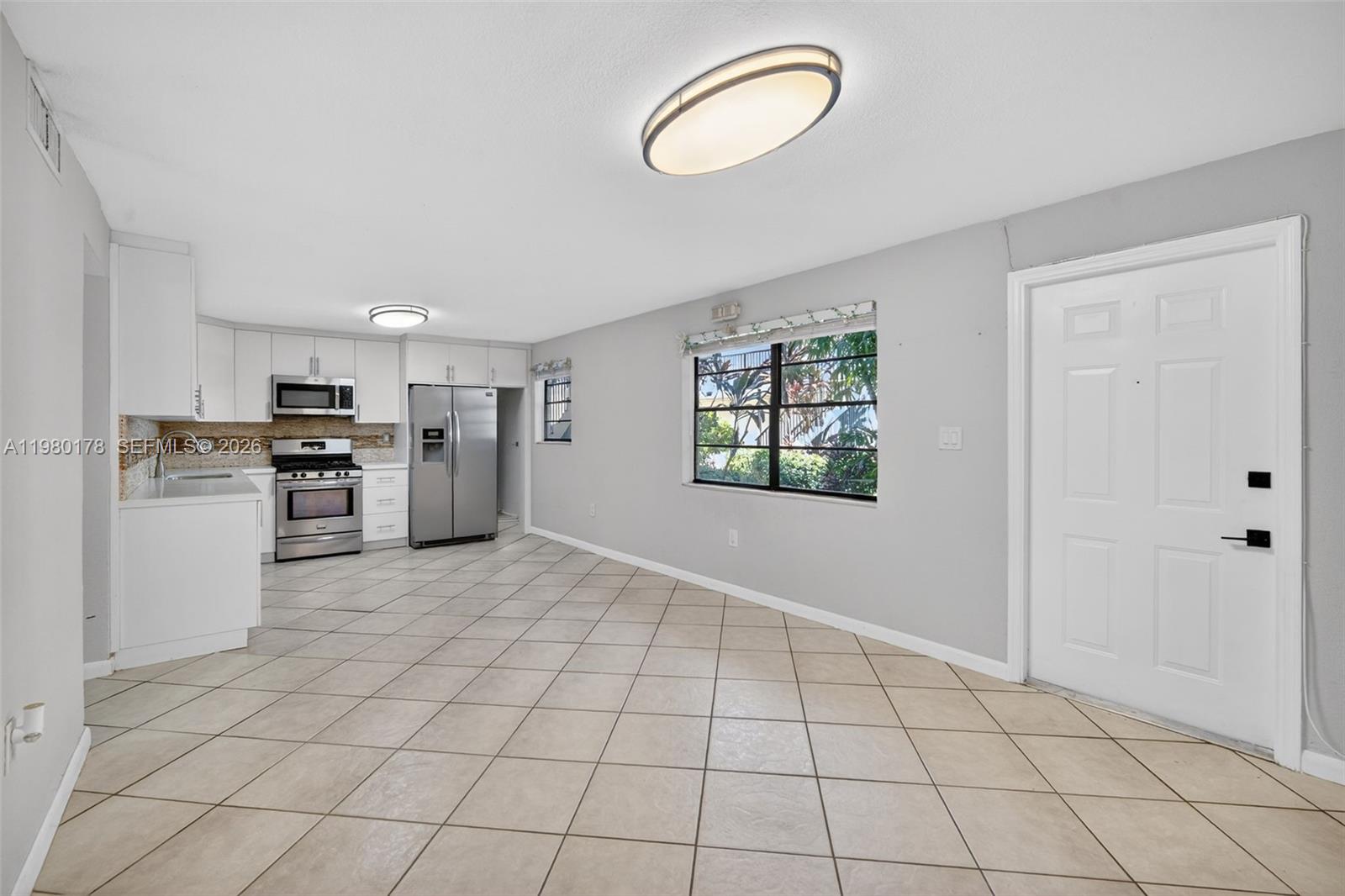 CHATEAU GROVE CONDO - Residential Lease