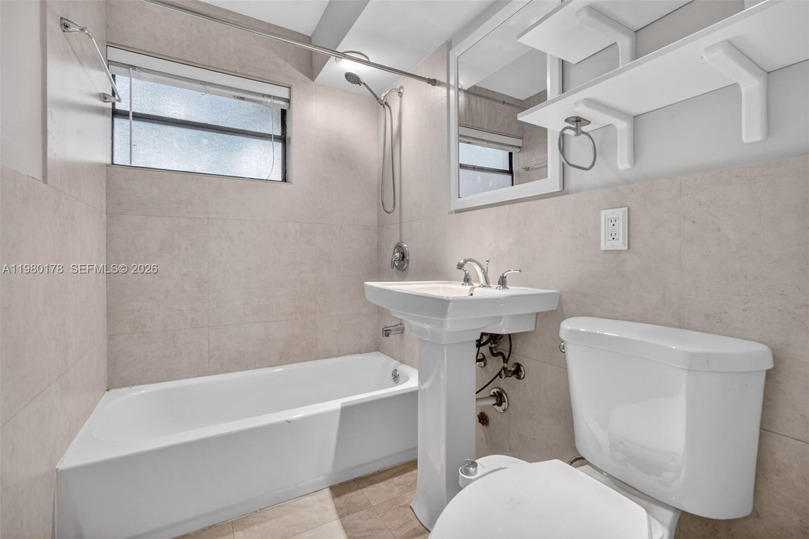 CHATEAU GROVE CONDO - Residential Lease