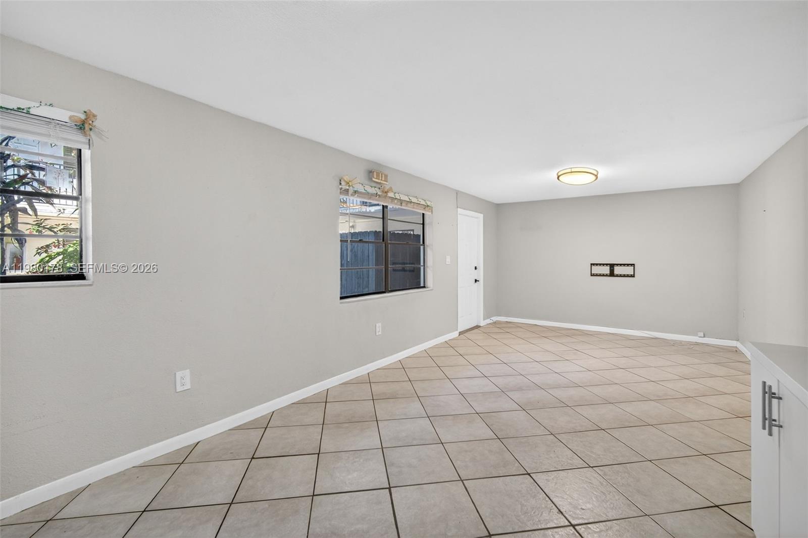 CHATEAU GROVE CONDO - Residential Lease