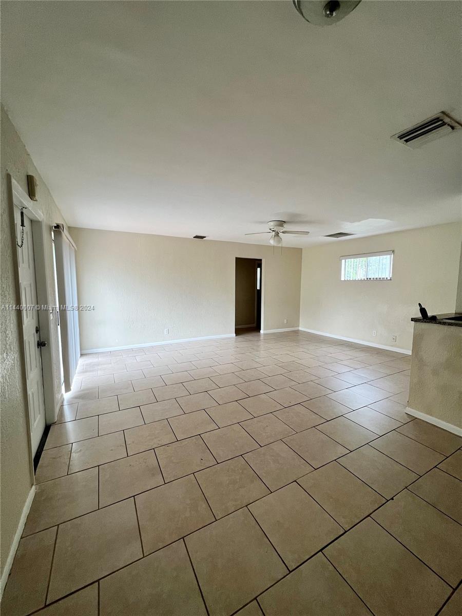 CROSSINGS OF BOYNTON BEAC - Residential Lease