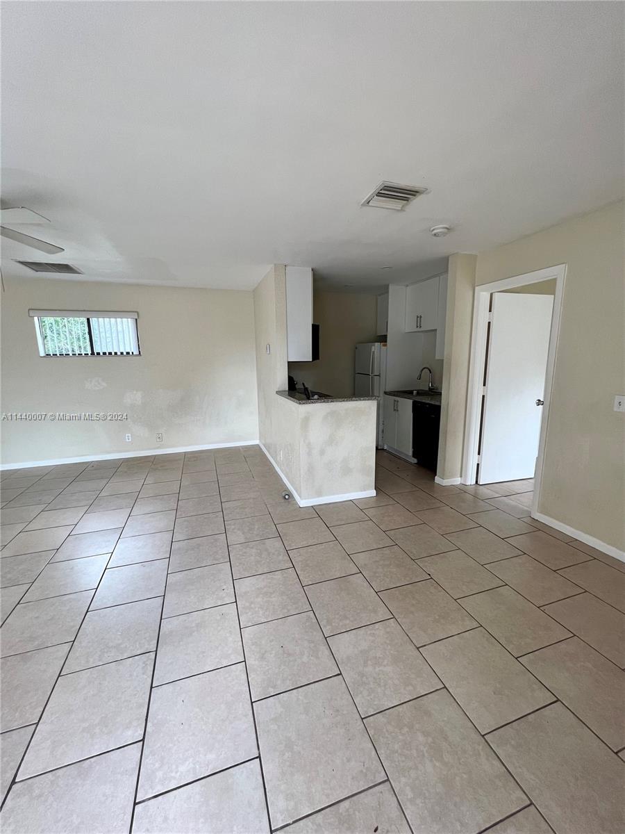 CROSSINGS OF BOYNTON BEAC - Residential Lease