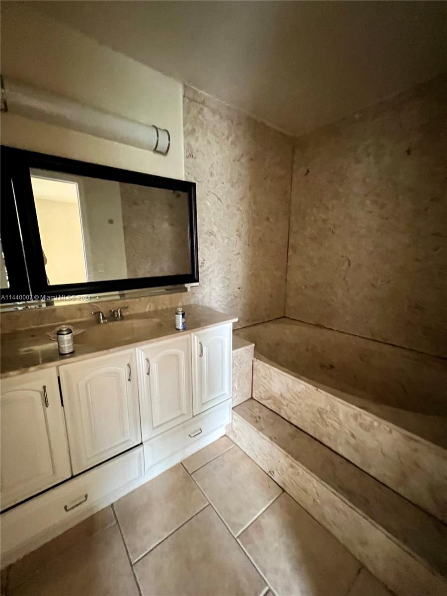 CROSSINGS OF BOYNTON BEAC - Residential Lease