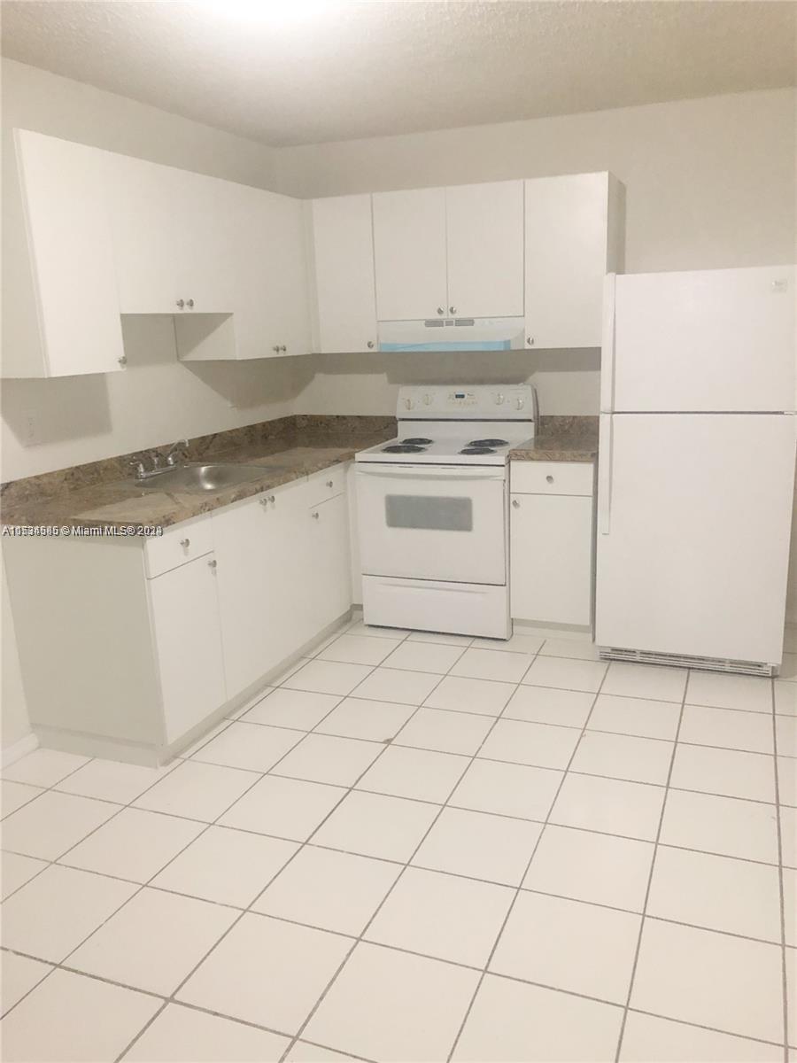 well located 1 bedroom, 1 bathroom condo with utilities included. Ceramic tile throughout and move-in ready!