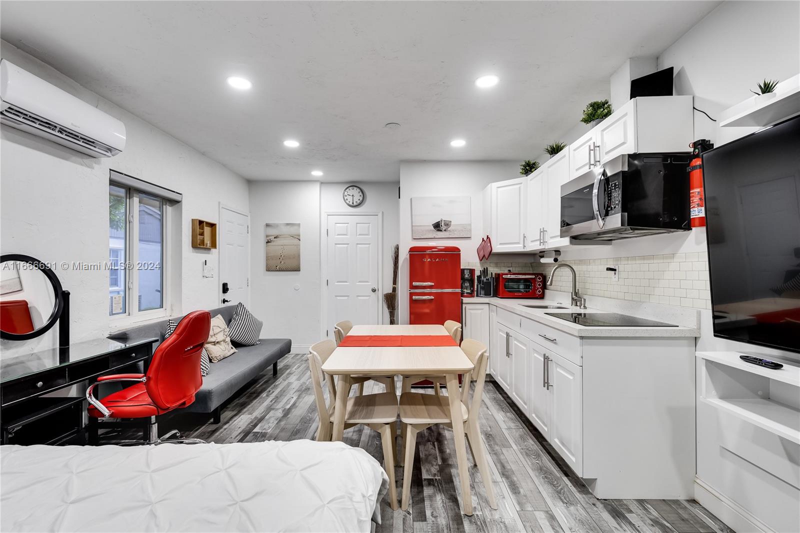 FULFORD BY THE SEA SEC D - Residential Lease