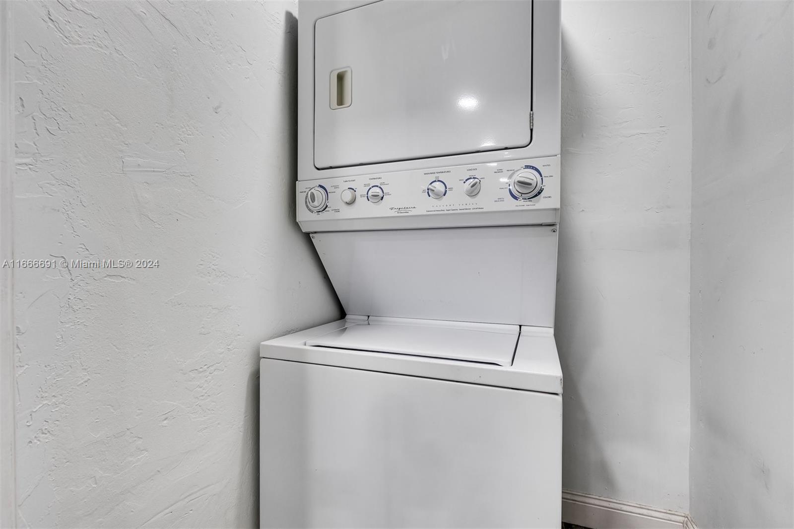 FULFORD BY THE SEA SEC D - Residential Lease