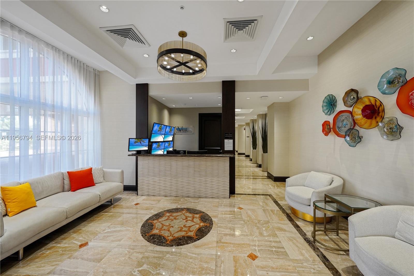 THE VEU CONDO - Residential