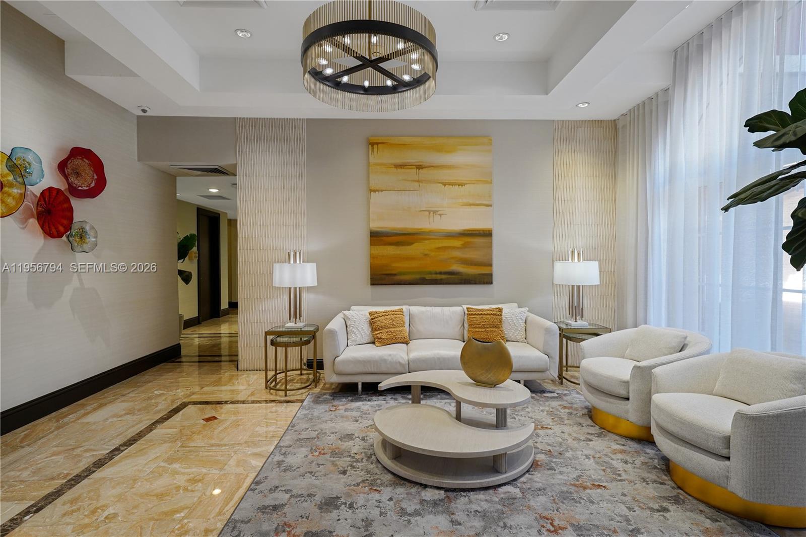 THE VEU CONDO - Residential