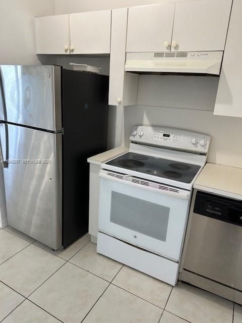 Photo of 1240 SE 28th Ct #102, Homestead, FL 33035 (MLS # A11998237)