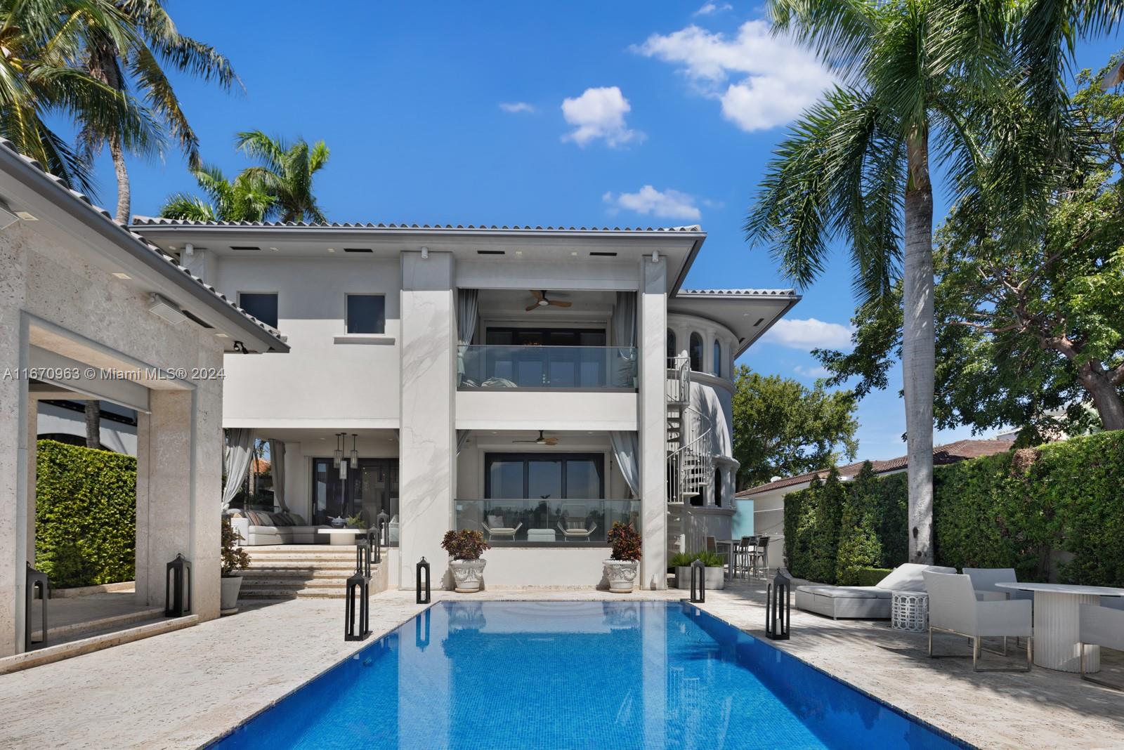 HIBISCUS ISLAND - Residential