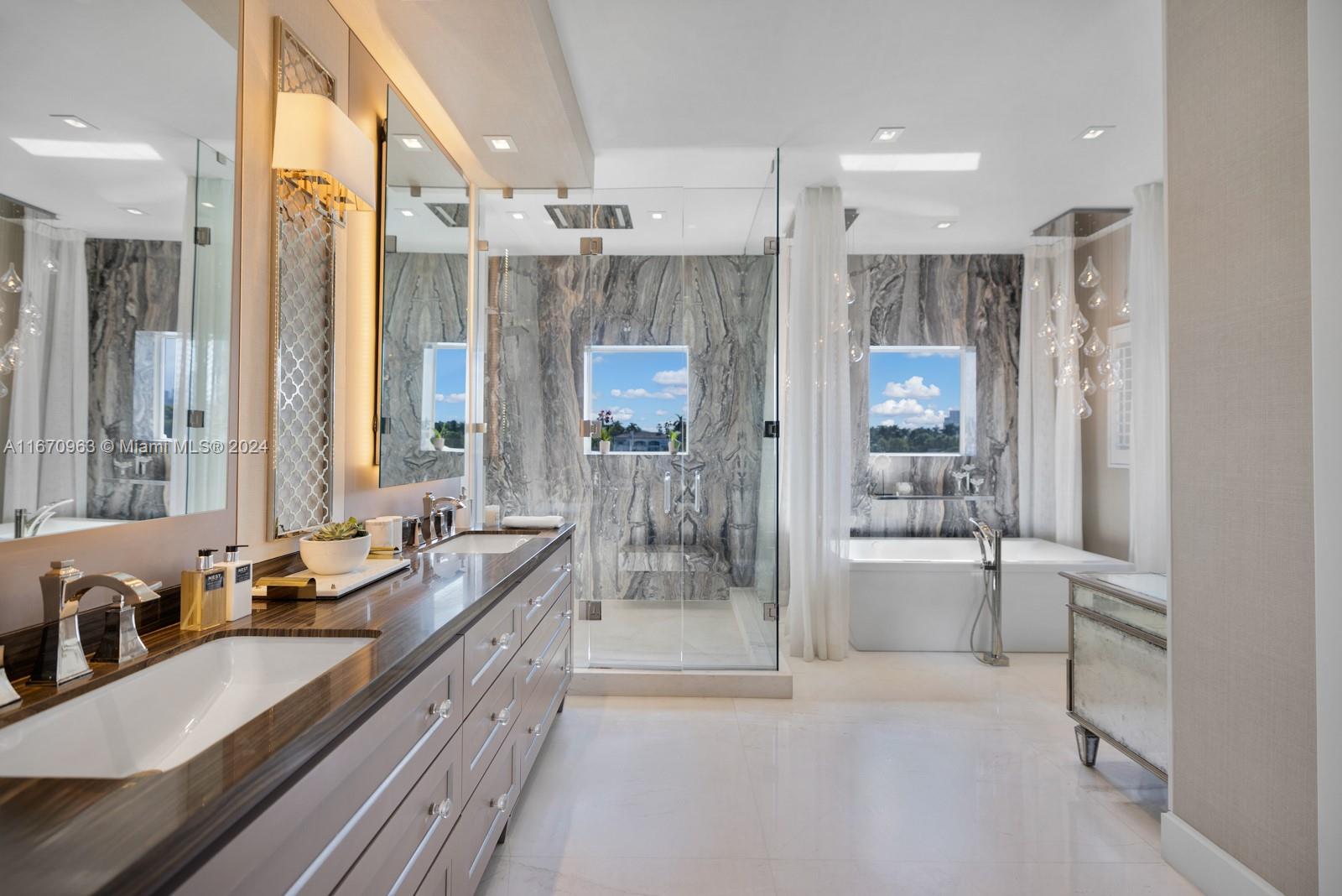 HIBISCUS ISLAND - Residential