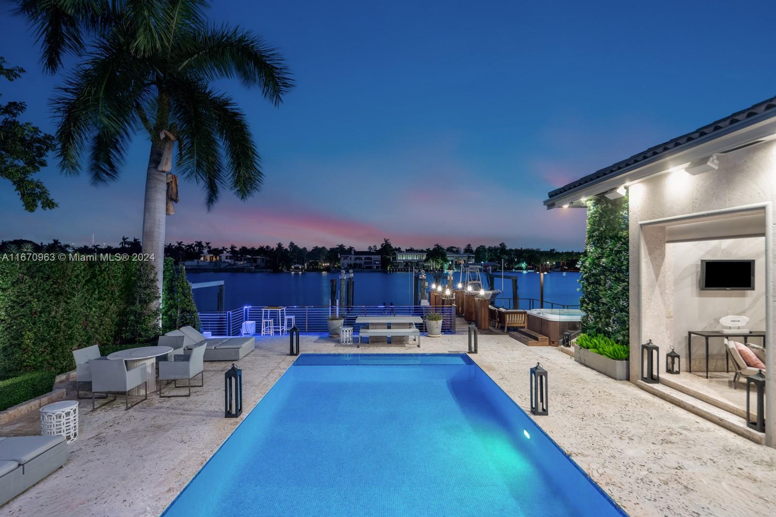 HIBISCUS ISLAND - Residential