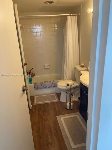 GEMINI CONDO - Residential
