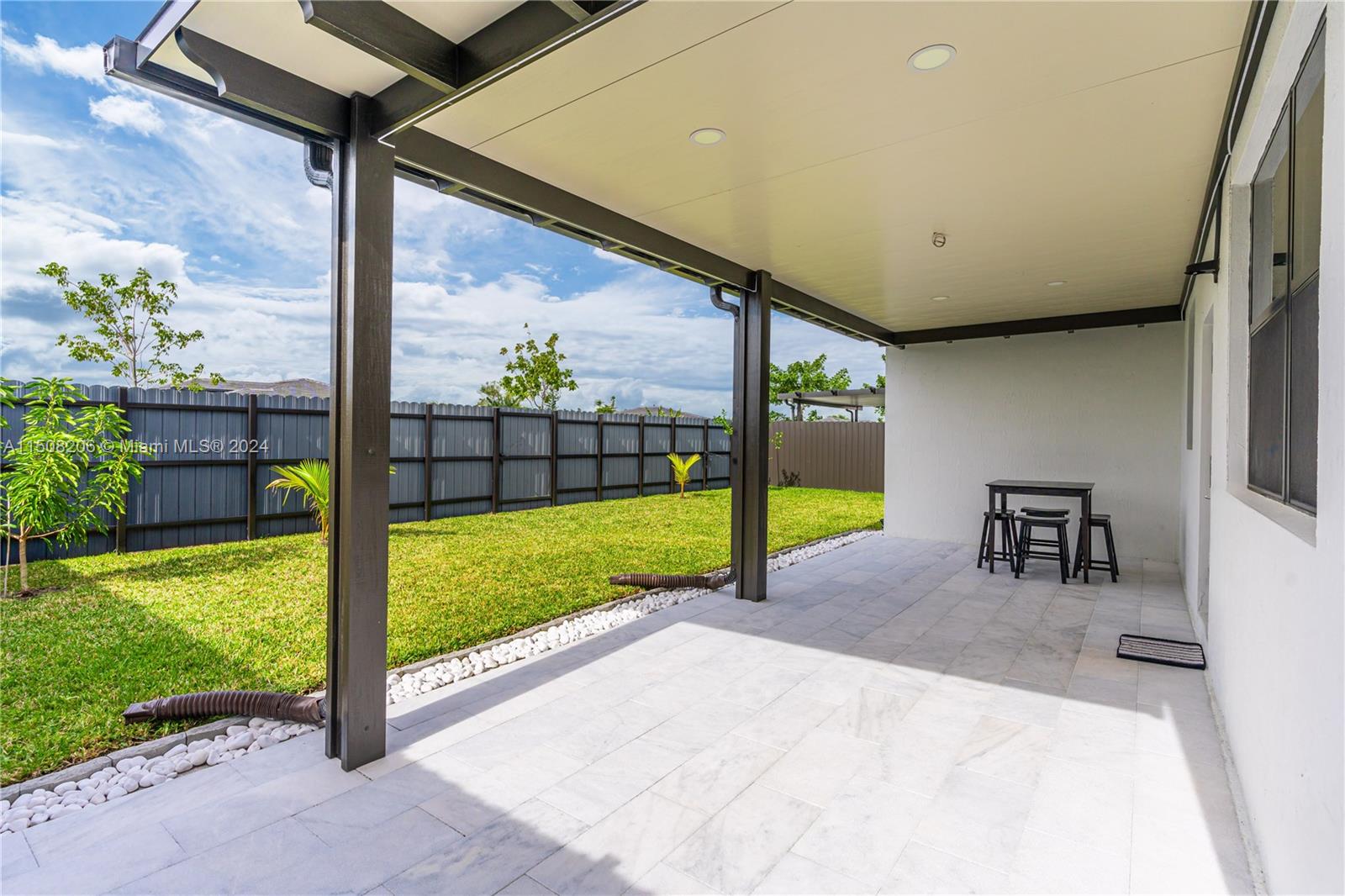KENDALL ASSEMBLAGE NORTH - Residential