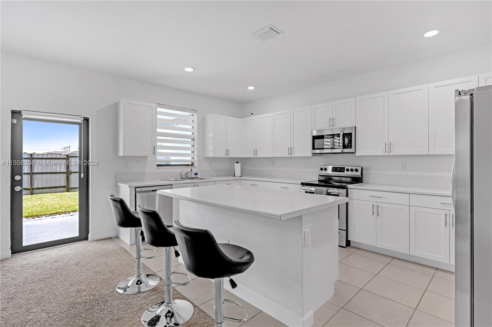 KENDALL ASSEMBLAGE NORTH - Residential