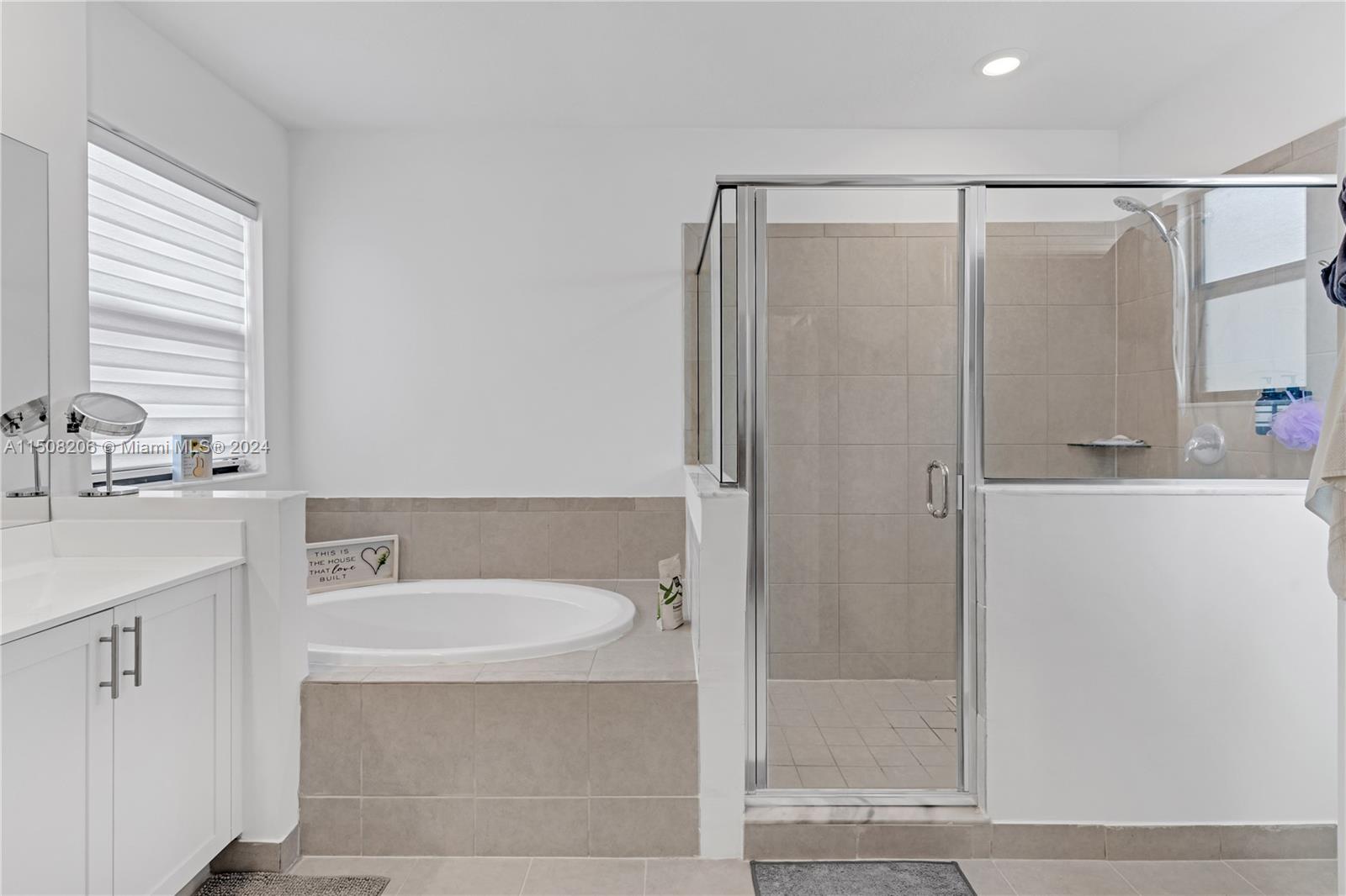 KENDALL ASSEMBLAGE NORTH - Residential