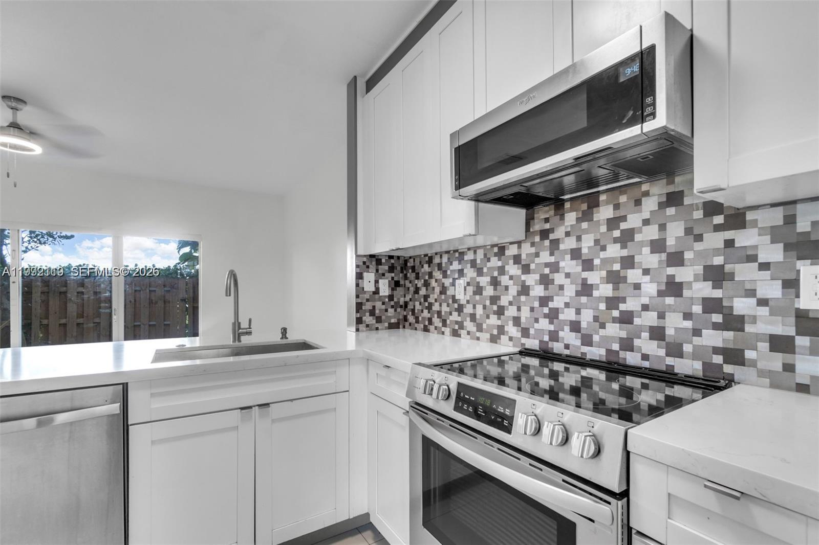 VILLAS AT CARMEL CONDO NO - Residential