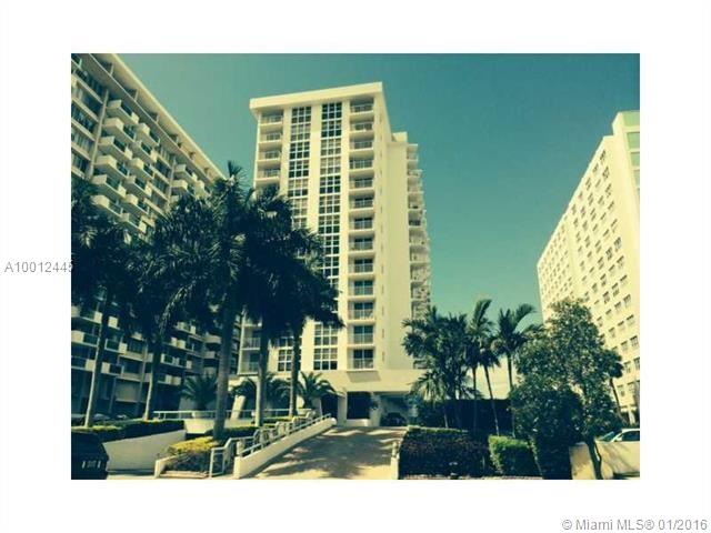 Nice one bedroom unit with wood floors and open kitchen in waterfront building with parking and bayfront pool. Large balcony has bay and ocean view. Balcony accessable from living room and bedroom. Good property with parking,large closets, extra half bath and large rooms .