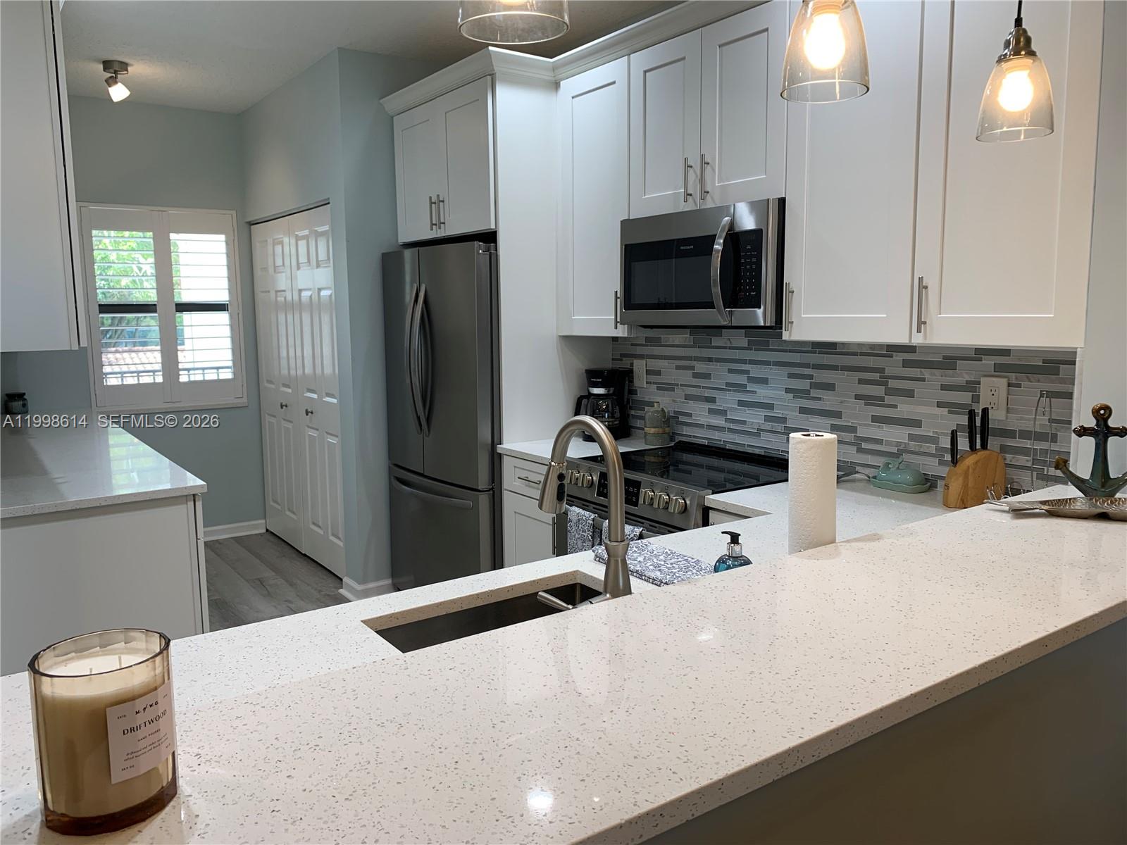 HANSONS LANDING CONDO - Residential