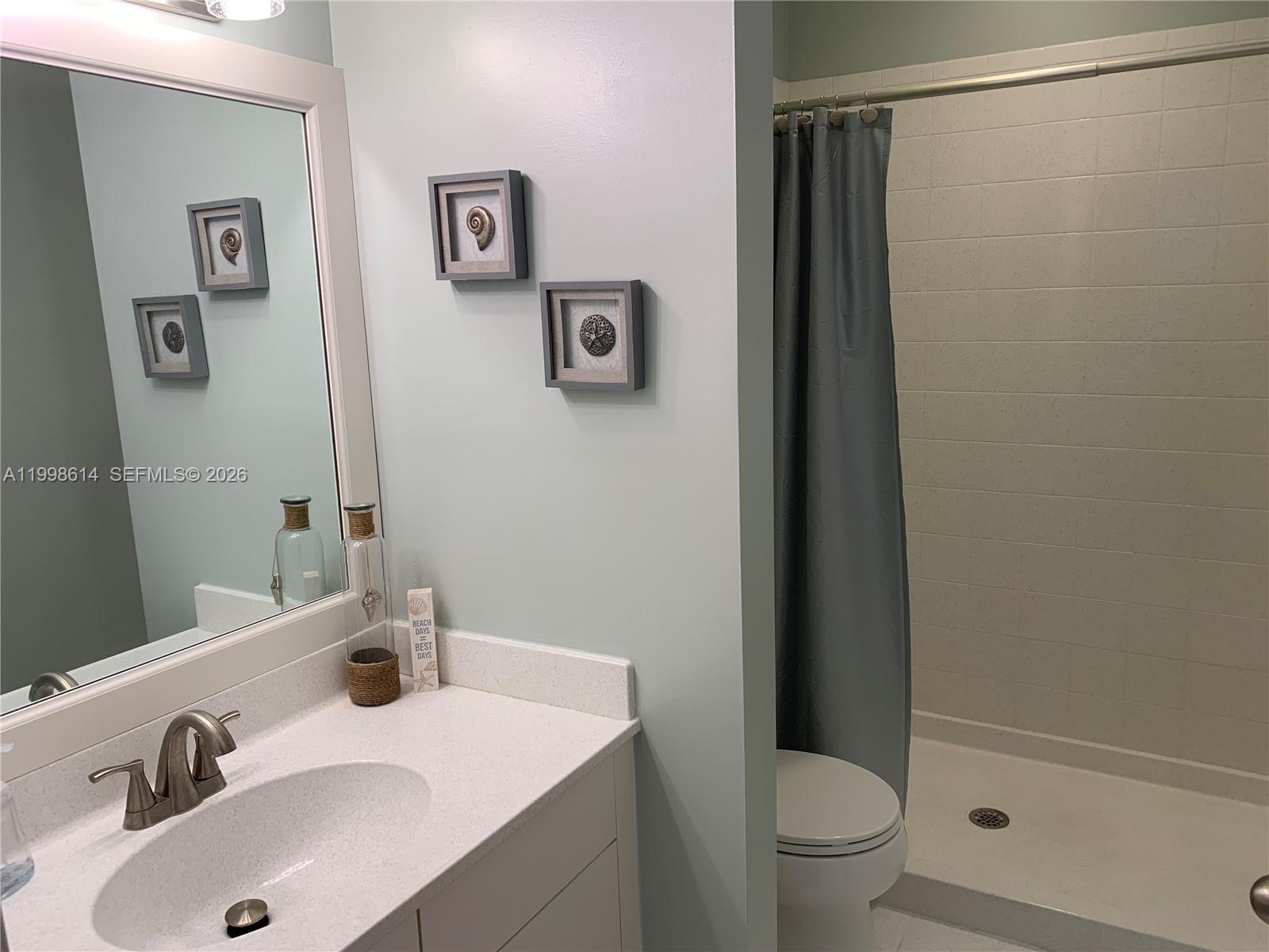 HANSONS LANDING CONDO - Residential