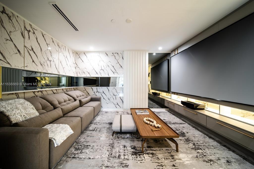 PARAMOUNT MIAMI WORLDCENT - Residential