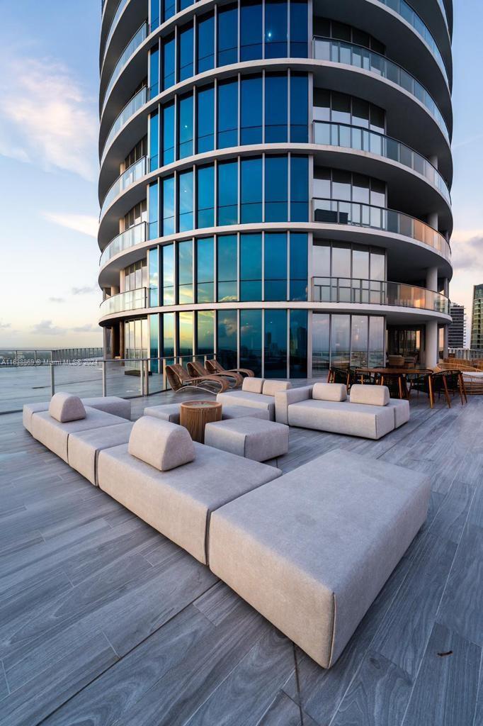 PARAMOUNT MIAMI WORLDCENT - Residential