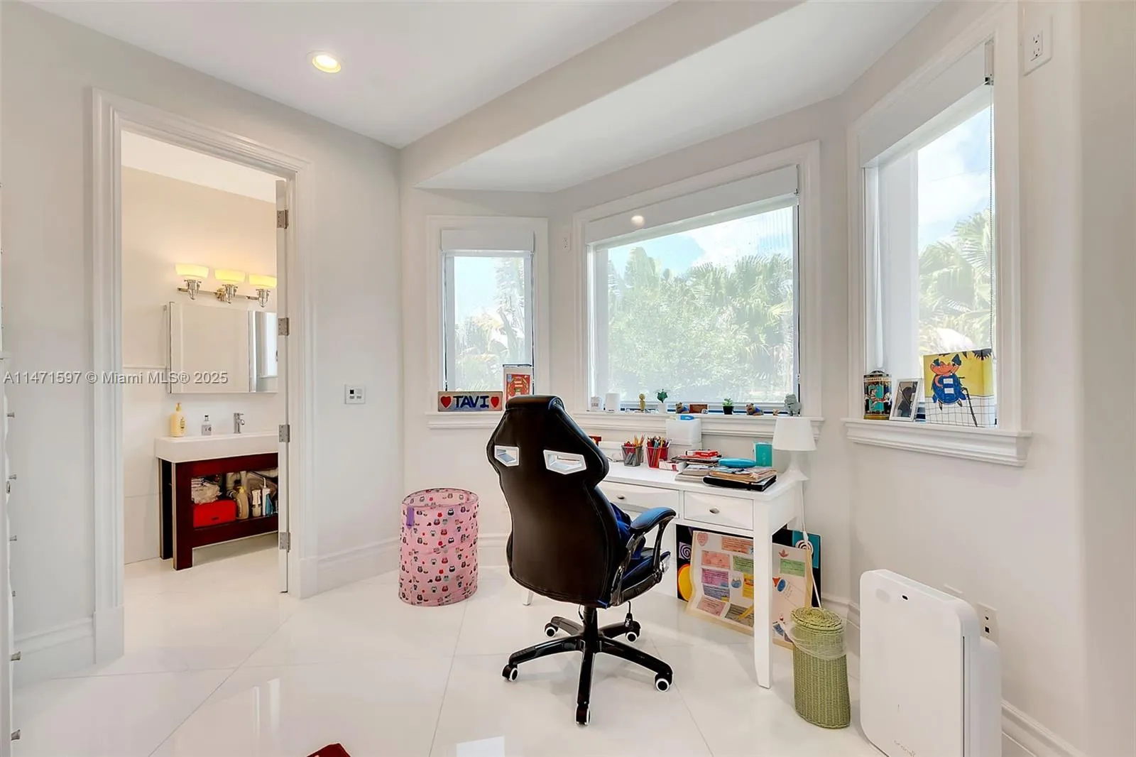 Miami, Florida 33143, United States, 9 Bedrooms Bedrooms, ,9 BathroomsBathrooms,Residential,Active,69520