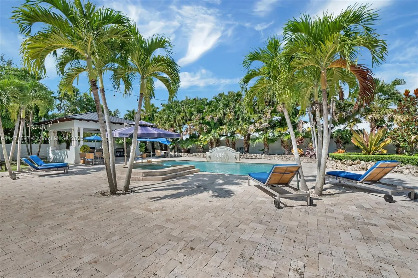 Miami, Florida 33143, United States, 9 Bedrooms Bedrooms, ,9 BathroomsBathrooms,Residential,Active,69520