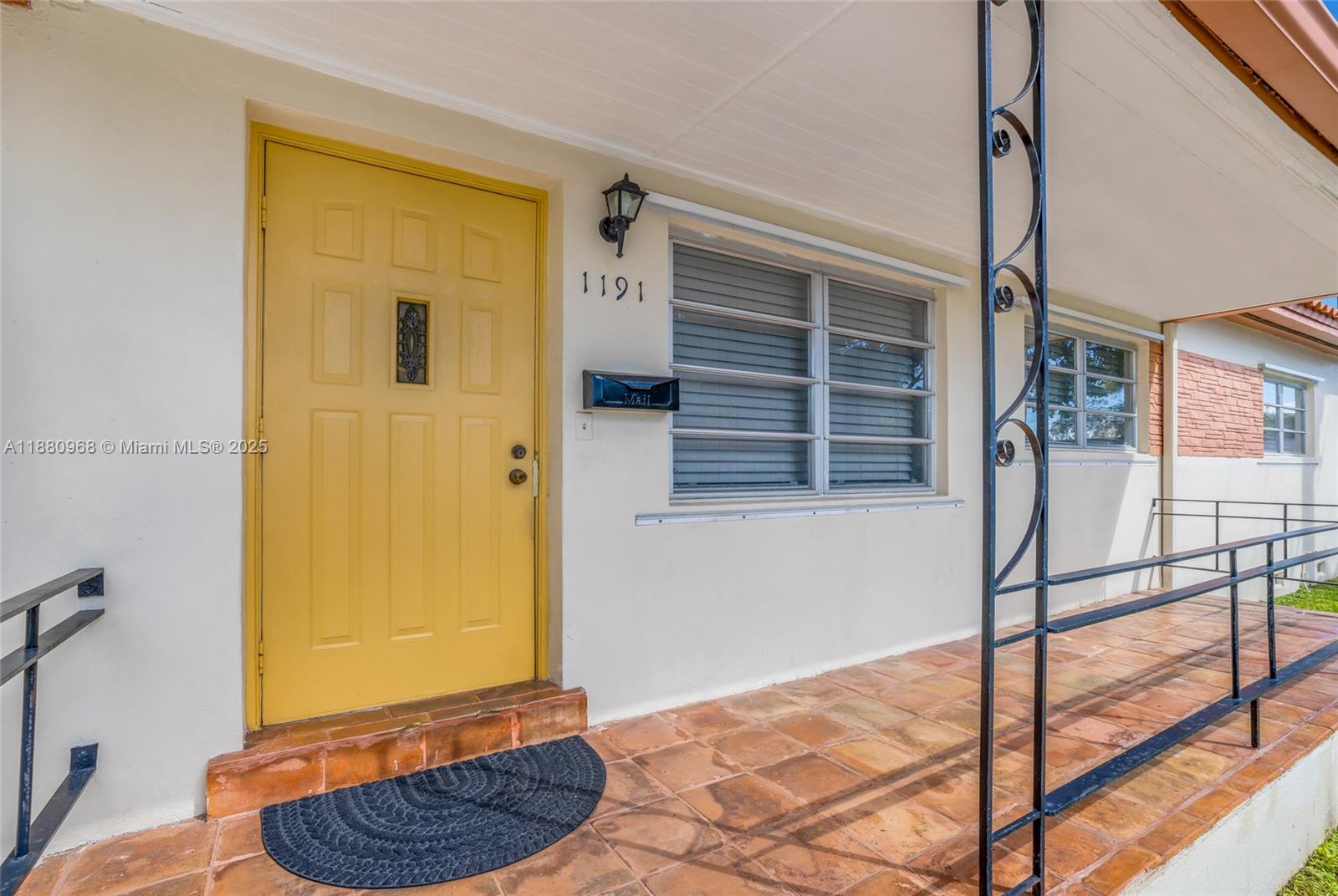 UNIT 1 MONTICELLO PARK - Residential