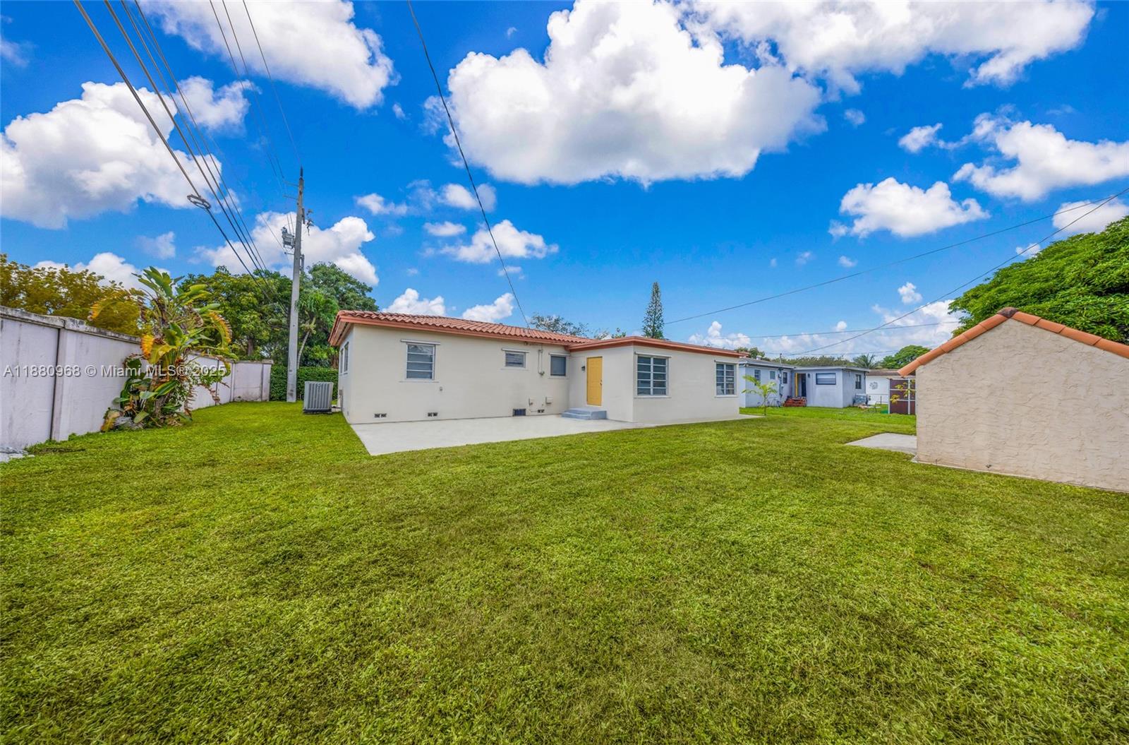UNIT 1 MONTICELLO PARK - Residential